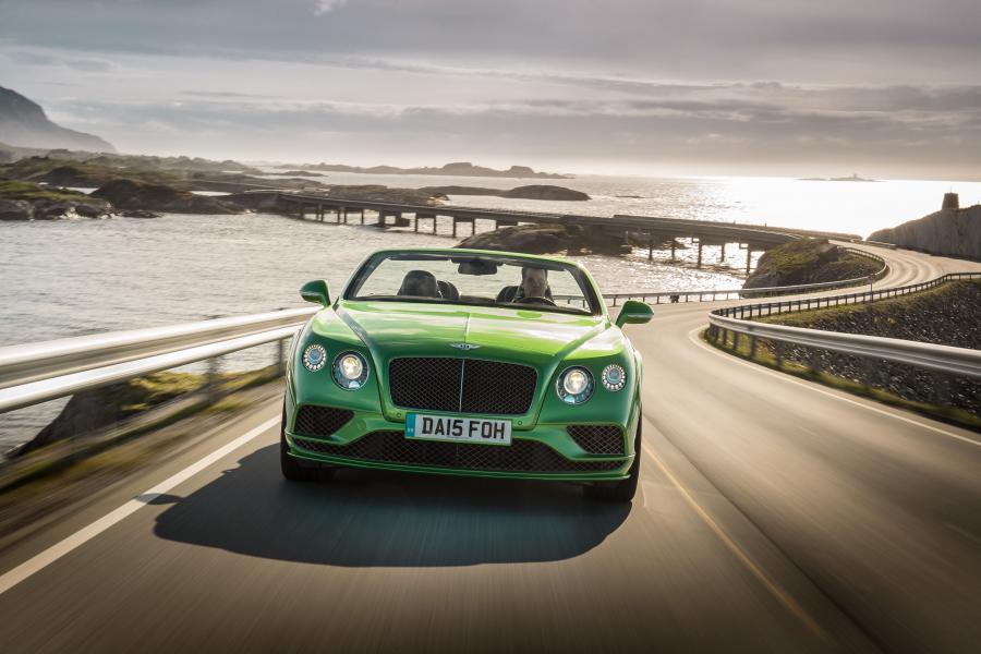  Bentley Continental GT Speed Convertible 2015 года  (фото 3 из 10)